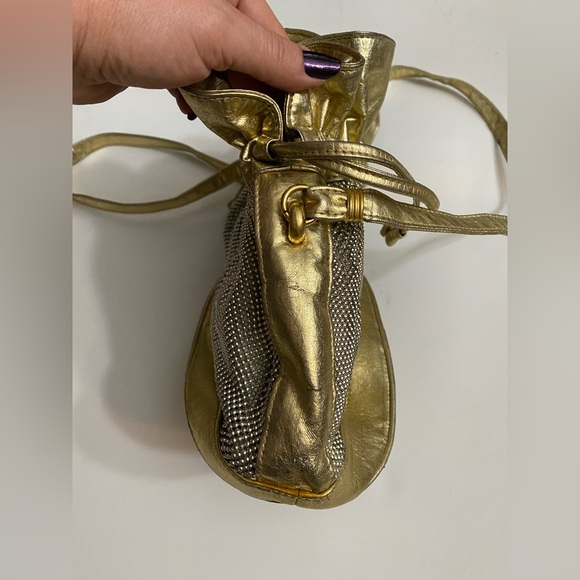 Vintages Whiting and Davis International Bucket Drawstring evening Gold bag - Picture 4 of 16